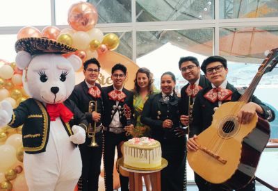 mariachis en tumbaco